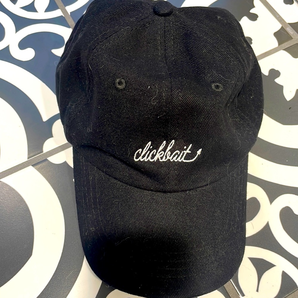 David Dobrik Clickbait hat